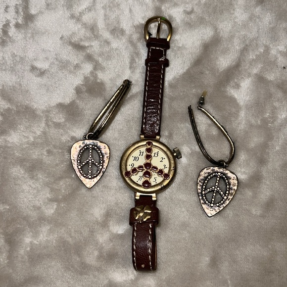 🍀🍀🍀 Vintage Women LUCKY BRAND  Watch & Earring Set🍀🍀😅 - Picture 3 of 8